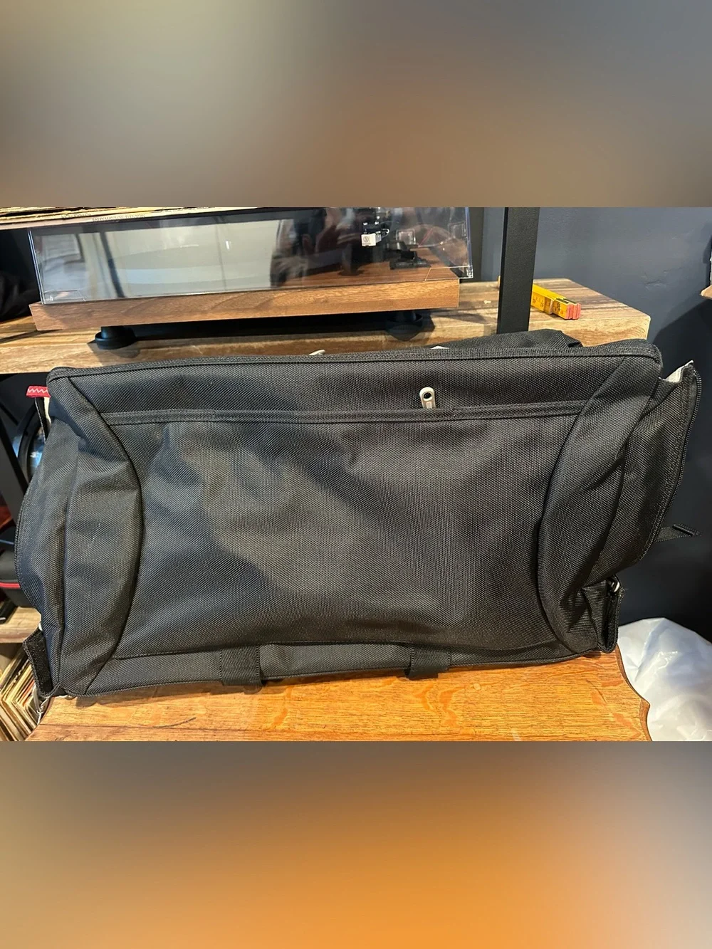 SwissGear spacious black